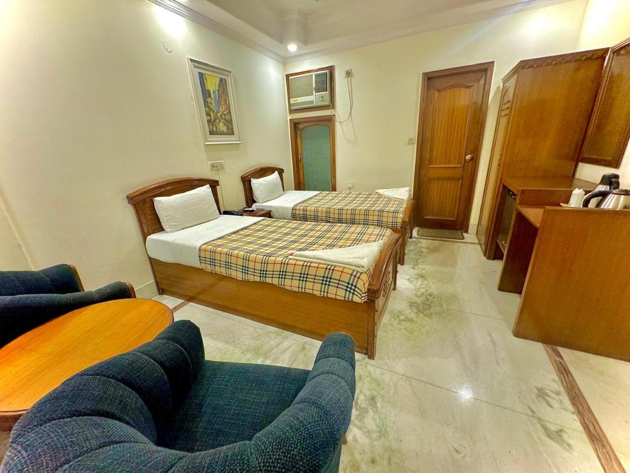 Hotel Pablas International, New Delhi, Near Metro Kültér fotó
