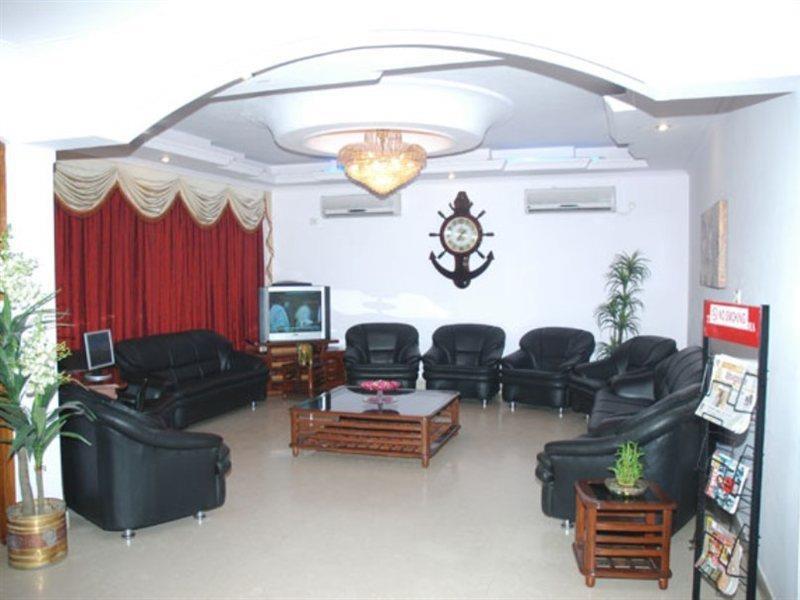 Hotel Pablas International, New Delhi, Near Metro Kültér fotó