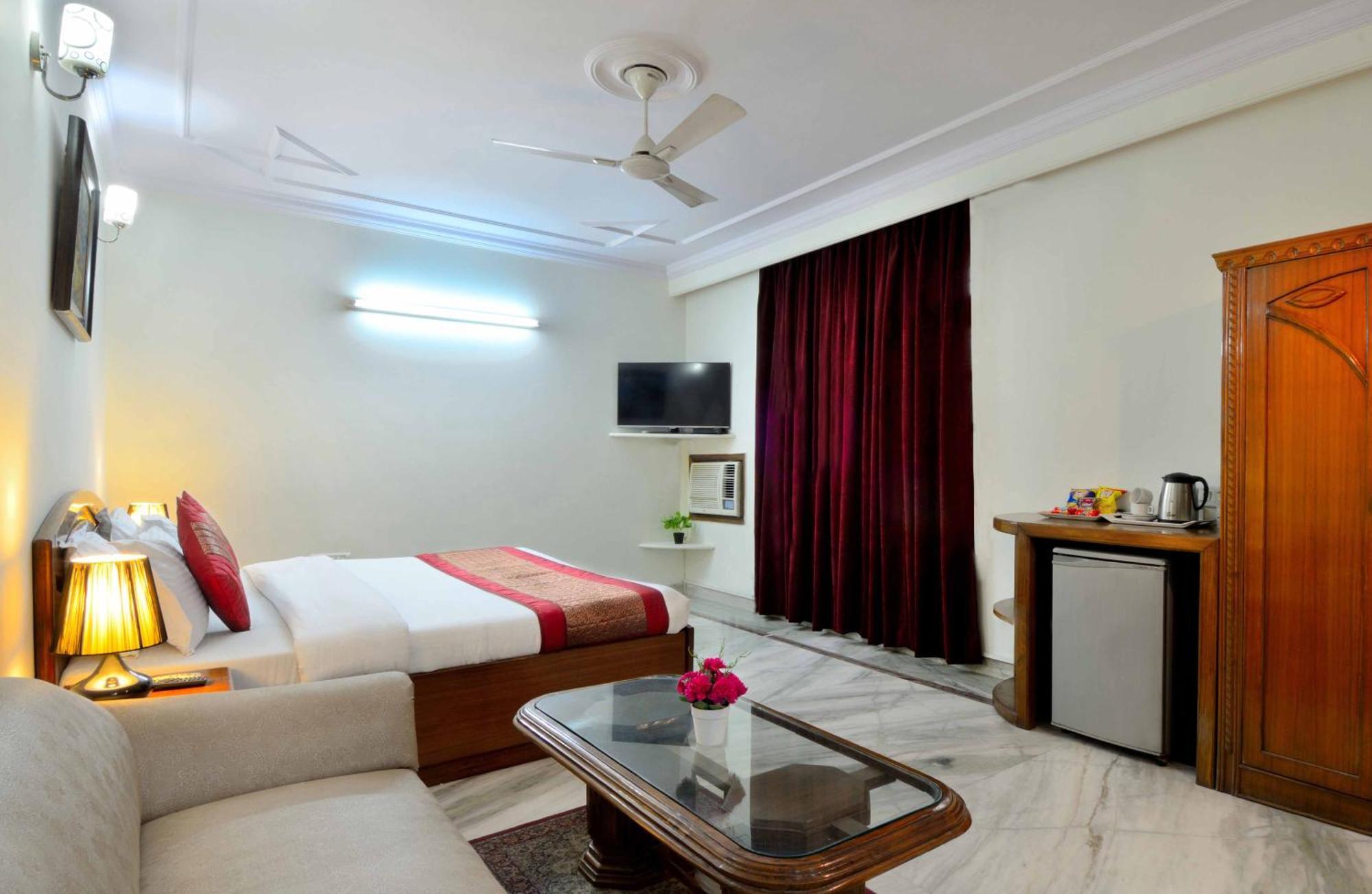 Hotel Pablas International, New Delhi, Near Metro Kültér fotó