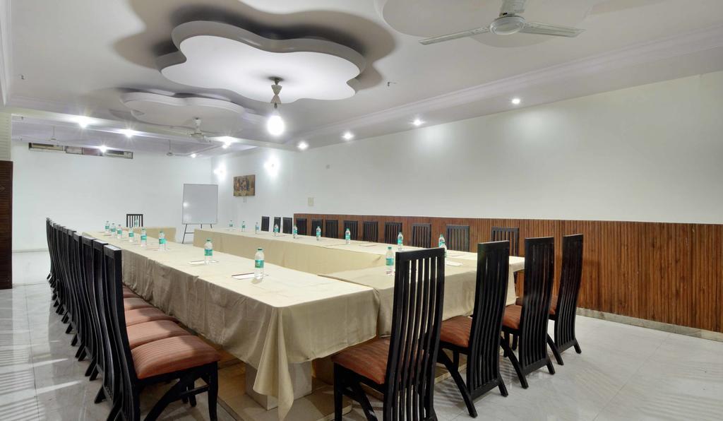 Hotel Pablas International, New Delhi, Near Metro Kültér fotó