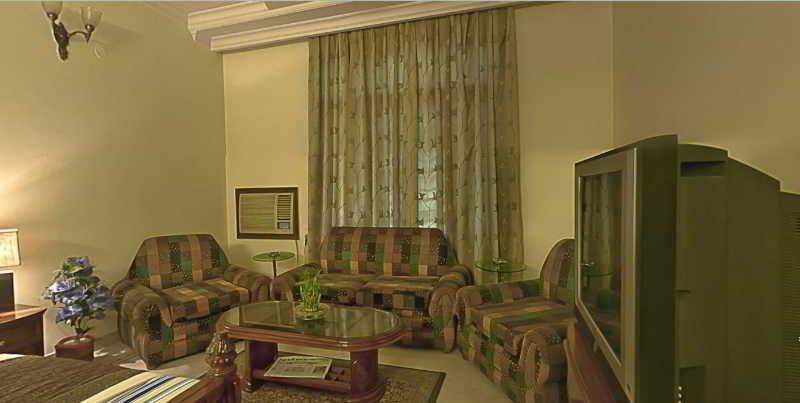 Hotel Pablas International, New Delhi, Near Metro Kültér fotó